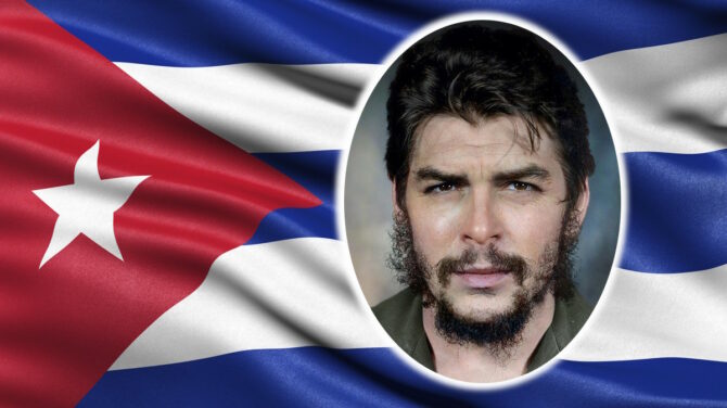 Эрнесто Че Гевера на фоне флага Кубы
