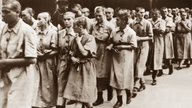 Женщины - заключенные концлагеря Аушвиц