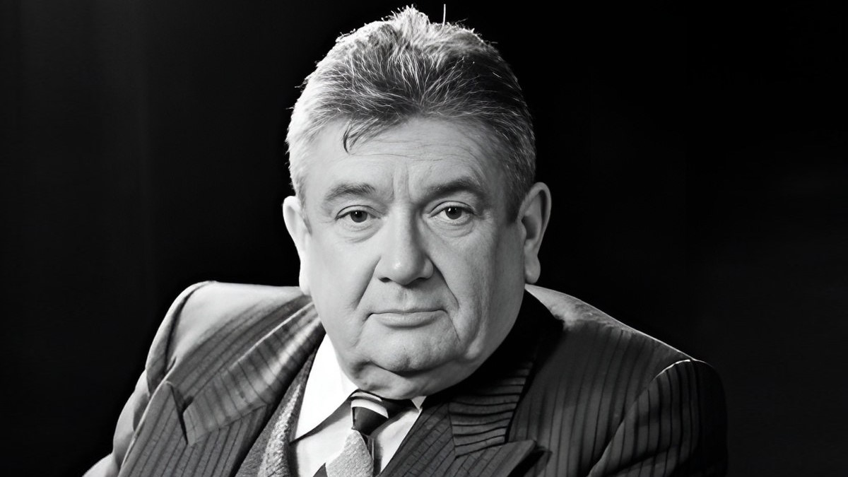 Евгений Весник