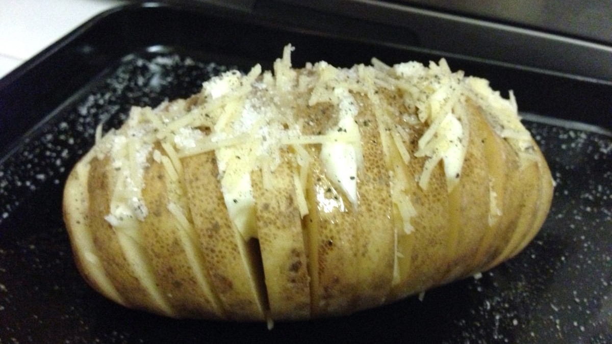 Печеная картошка с сыром