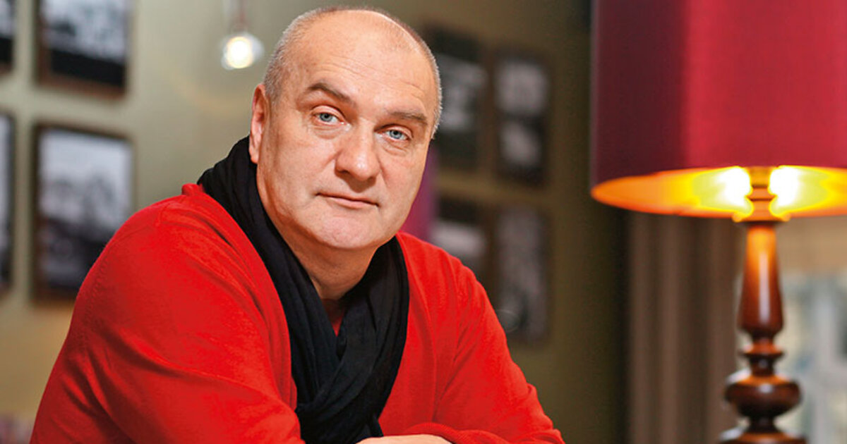 Александр Балуев