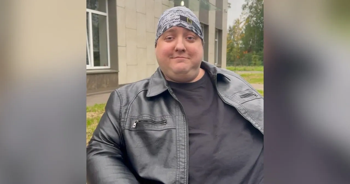 Роман Попов